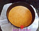 A picture of step 1 of Custard and Chocolate Cookie Cake.