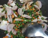 A picture of step 3 of Fried rice.