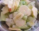 Foto del paso 1 de la receta: Vichyssoise con croutons al parmesano