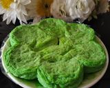 Foto langkah ke 4 dari resep Bingka Pandan Kukus.