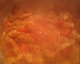 Foto del paso 3 de la receta: Garbanzos con gambas en crema de marisco