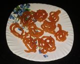 A picture of step 4 of Jalebi.