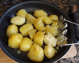 Foto del paso 2 de la receta: Patatas asadas especiales