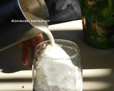 Foto langkah ke 3 dari resep Ube Matcha Latte.
