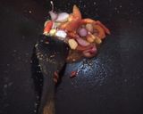Foto langkah ke 2 dari resep Ikan Asin Cue Cabe Ijo.