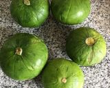 Foto del paso 1 de la receta: Torta de zapallitos rápida (con masa comprada) 🥧🥕🫑🧅
