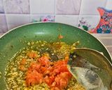 A picture of step 2 of Dahi aloo.