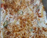 A picture of step 4 of Dahi bhalla chaat.
