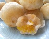 Hình bước làm 3 của món Bánh nếp chiên nhân mứt khóm
