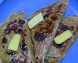 A picture of step 9 of Gobi Paratha.