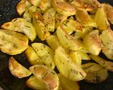 Foto del paso 12 de la receta Pollo en Salsa con Patatas al Horno con Mantequilla y Estragón