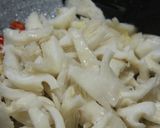 Foto langkah ke 3 dari resep Tumis Jamur Tiram.