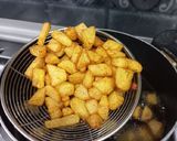 صورة لخطوة 2 من وصفة مسقعة باذنجان وبطاطا 😋