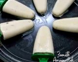 A picture of step 4 of Coconut Milk Popsicles.