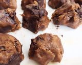 Foto langkah ke 5 dari resep Homemade Chocolate Cookies.
