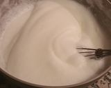 Une image de l'étape 2 de Mousse au chocolat.