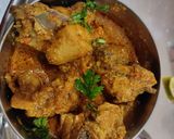 A picture of step 7 of Sukha Chicken and chicken curry(tambda rassa, Maharashtra lunch).