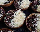 Foto langkah ke 6 dari resep Martabak manis mini / Terang bulan mini.