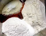 A picture of step 1 of Sandwich Nutella dora cake.