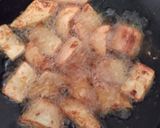 Gambar langkah 3 resipi Ubi Kayu Goreng Bawang Putih & Kari.