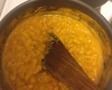 A picture of step 4 of Pineapple gravy.