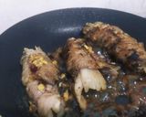 Foto langkah ke 4 dari resep Mushroom Beef Roll.