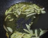 Foto langkah ke 5 dari resep Ayam Asam Manis.
