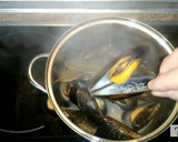 Foto del paso 2 de la receta: Mejillones tigre al estilo de Chema -sin bechamel