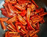 A picture of step 1 of Red Chilli Sweet Pickle.