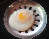 Poached Eggs with Lemony Mayo Sauce recipe step 1 photo