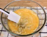 A picture of step 2 of Moist Banana Bread 香蕉蛋糕 Banana cake.