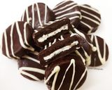 A picture of step 4 of Chocolate Coated Oreos.