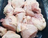 Foto del paso 1 de la receta: Hoy toca pollo a la leche con puré