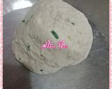 A picture of step 1 of Green Garlic Paratha.