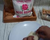 Foto langkah ke 11 dari resep Risoles rogout sayur lipat amplop dan segitiga.