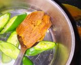 Foto langkah ke 4 dari resep Mangut Iwak Pe / Sayur Santan Pedas Ikan Pari Asap.