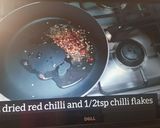 A picture of step 2 of Paneer jhalfrezi.