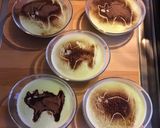 Une image de l'étape 2 de Crèmes dessert pistache chocolat « chat ».