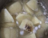 Une image de l'étape 1 de Beignets de pomme de terre.