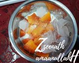 A picture of step 2 of Papaya Lassi.