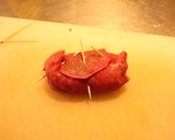 Foto del paso 4 de la receta: Paquetes envueltos y ensalada match ball