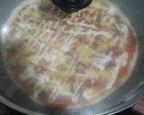 Foto langkah ke 4 dari resep Tortilla Pizza.