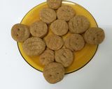 Foto del paso 2 de la receta: Galletas de aceite dulces en Horno microondas (receta caliente de 3 ingredientes)
