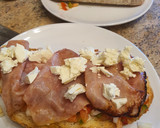 Foto del paso 1 de la receta: Bruschetta con corona de huevo frito