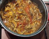 Gombapörkölt rizzsel recept fázis 2 fotója