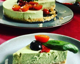 Foto del paso 8 de la receta: Cheesecake de pesto, tomate, aceitunas negras y pimiento asado (mambo Cecotec o a mano)