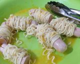 Foto langkah ke 3 dari resep Sosis Gulung Mie.