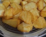 Foto langkah ke 2 dari resep Perkedel Kentang Cheddar.