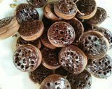 Foto langkah ke 4 dari resep Choco lava cubit.