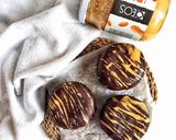 Foto del paso 2 de la receta: 🍩DONUTS BOMBA RELLENOS DE CREMA DE CACAHUETE🍩